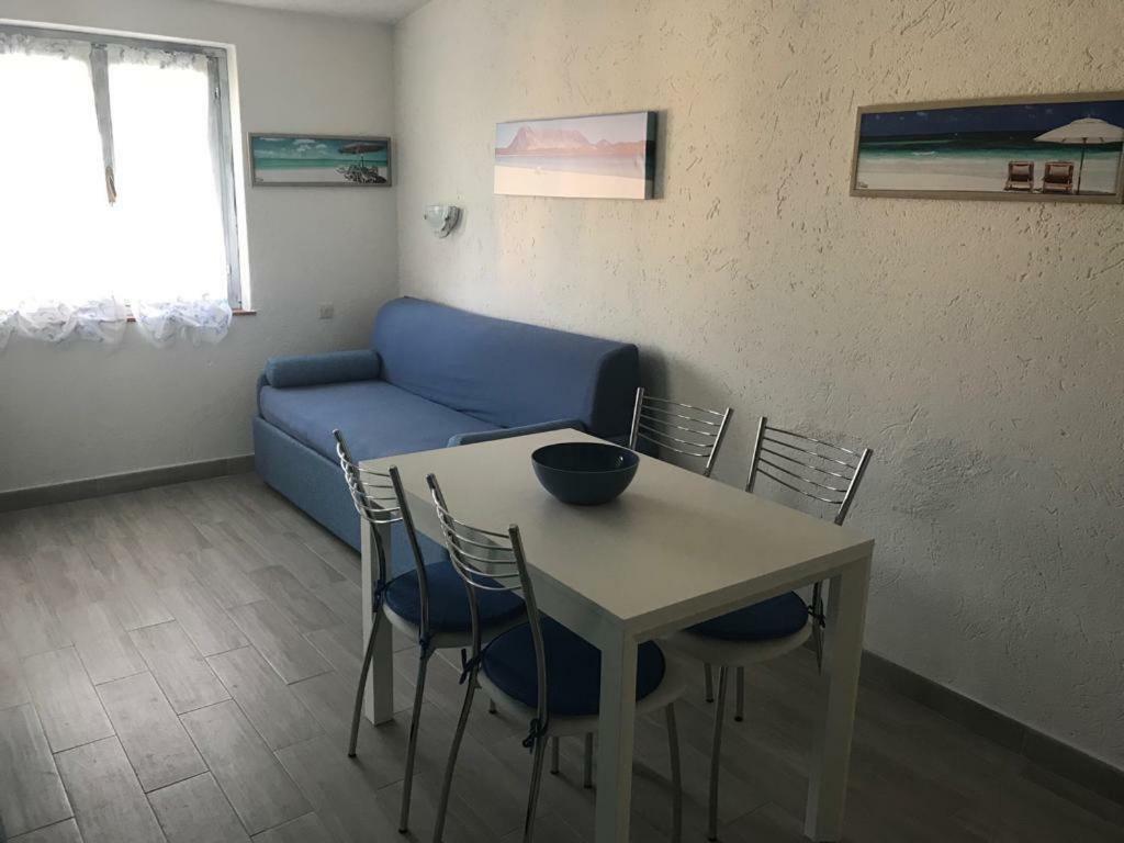 Ferienhaus Bilocale Gli Ulivi San Teodoro